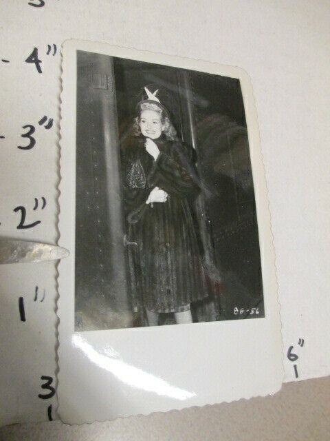 Betty Grable Fur Coat Movie Studio Show Promo Fan Photo #1a 1940s
