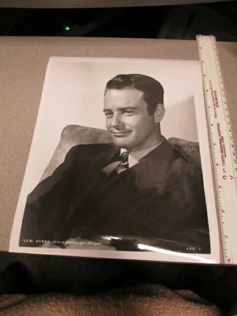 Lew Ayres Suit Smiling Head Shot 1940s Mgm Movie Studio Show Promo Photo